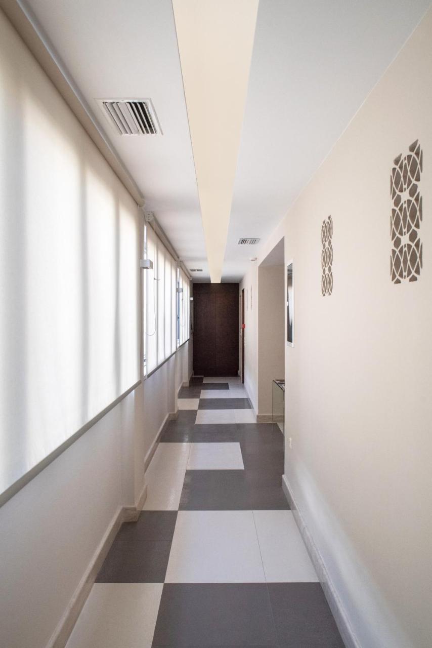 Karalis City Hotel Pilos Exterior foto